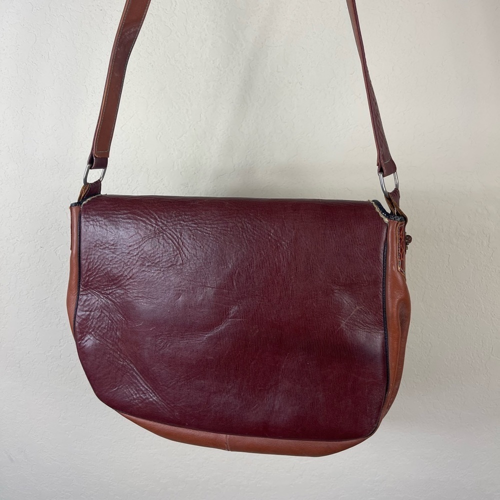 Ruby Firecat Bag Leather Saddle Purse with Silver Buckle - Picture 7 of 11